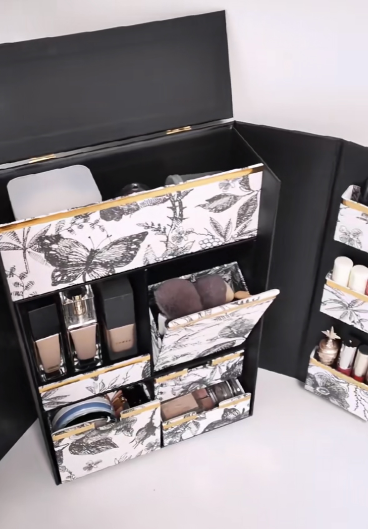 Unboxing, não desperdice! Por favor, dê à caixa de embalagem um 
